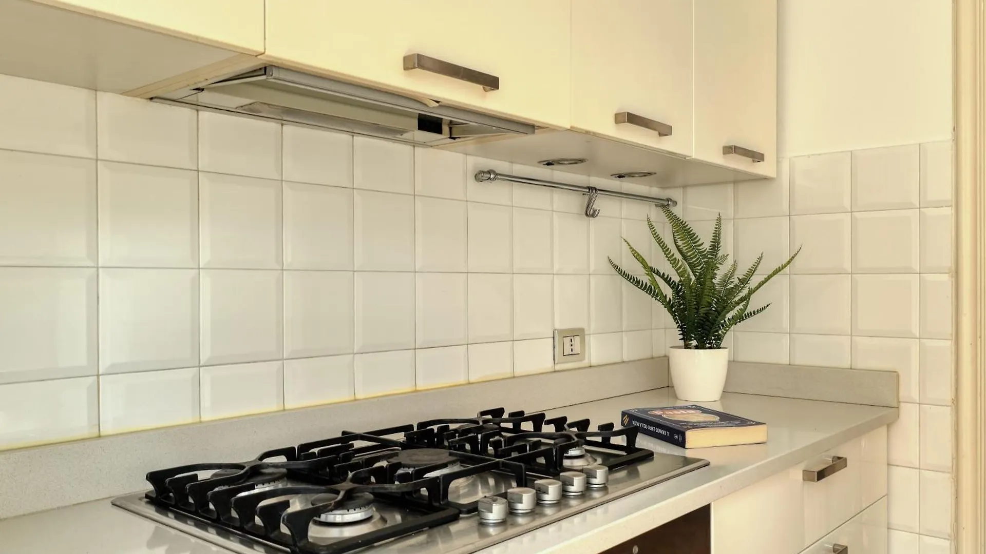 Joivy Warm & Airy Flat Near The City Centre Milano