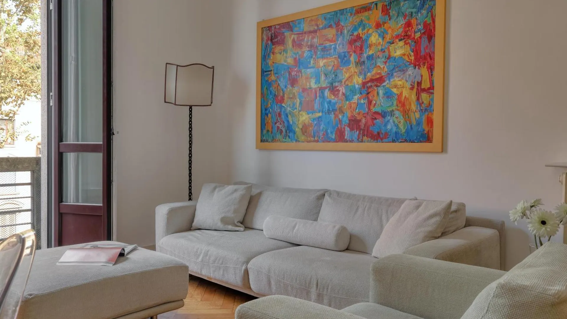 Apartment Joivy Warm & Airy Flat Near The City Centre Milan