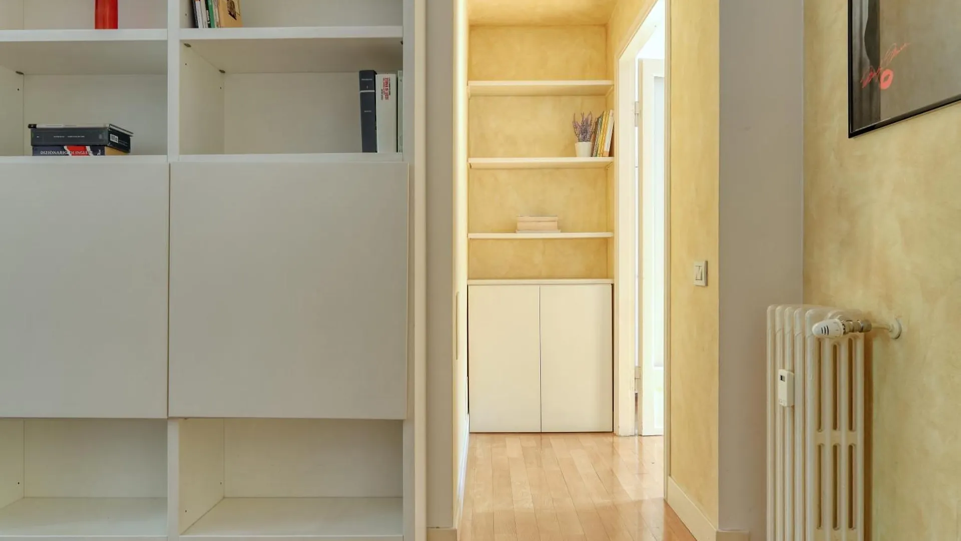 Joivy Warm & Airy Flat Near The City Centre Milaan Italië